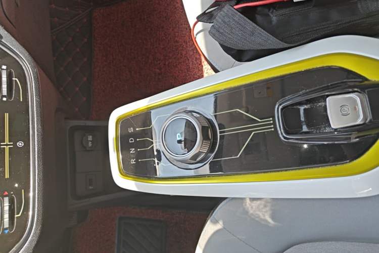 Used CHANGAN Benni E-Star 2020 Xinyue Edition Lithium Iron Phosphate (31.95 kWh) Gear Lever