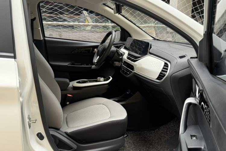 Used CHANGAN Benni E-Star 2020 Heartbeat Edition NMC Lithium Interior 2