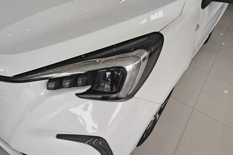 Used CHANGAN Benni E-Star 2020 Heartbeat Edition NMC Lithium Left Front Headlight