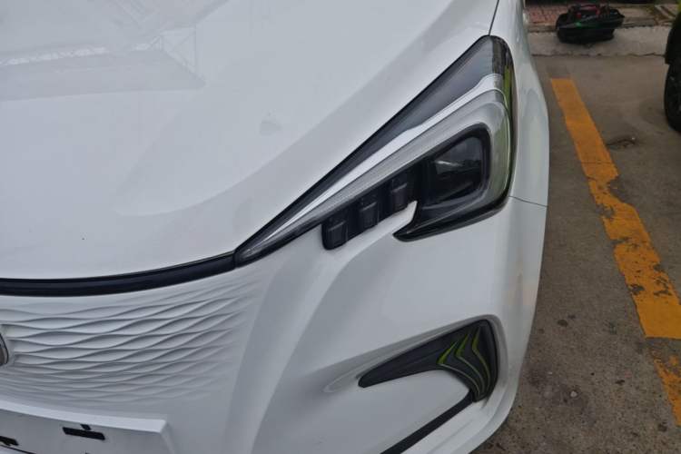 Used CHANGAN Benni E-Star 2020 Heartbeat Edition NMC Lithium Left Front Headlight