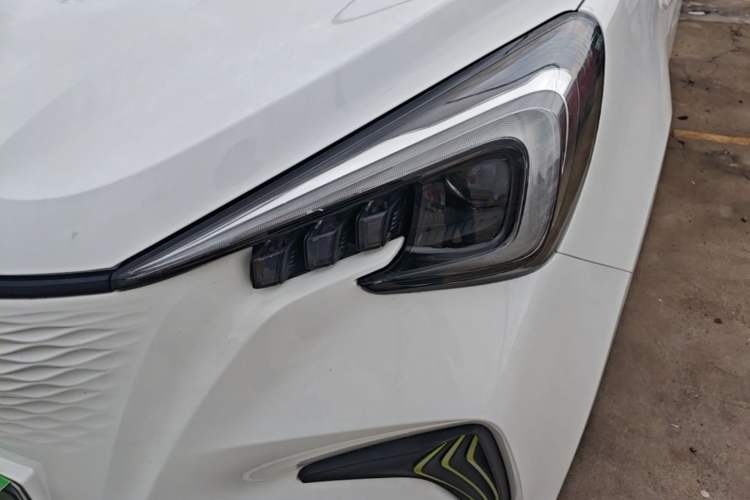 Used CHANGAN Benni E-Star 2020 Heartbeat Edition NMC Lithium Left Front Headlight