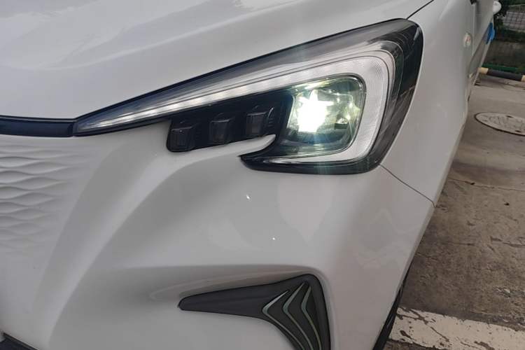 Used CHANGAN Benni E-Star 2020 Heartbeat Edition NMC Lithium Left Front Headlight