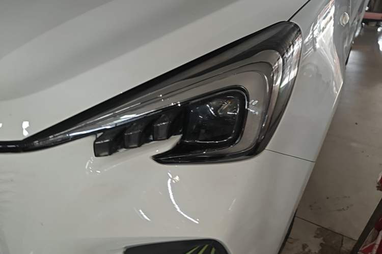 Used CHANGAN Benni E-Star 2020 Heart Edition Lithium Iron Phosphate (31.18 kWh) Left Front Headlight