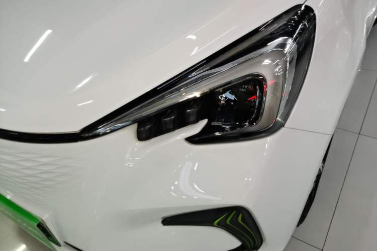 Used CHANGAN Benni E-Star 2020 Heartbeat Edition NMC Lithium Left Front Headlight