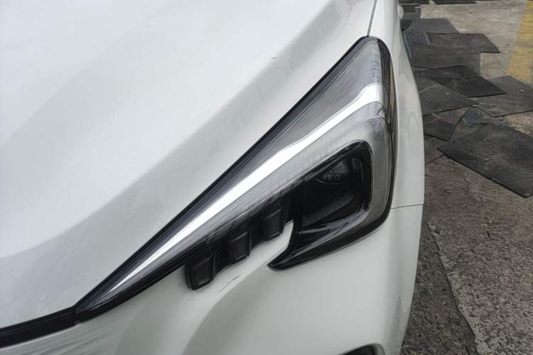 Used CHANGAN Benni E-Star 2020 Heartbeat Edition NMC Lithium Left Front Headlight