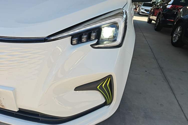 Used CHANGAN Benni E-Star 2020 Heartbeat Edition NMC Lithium Left Front Headlight
