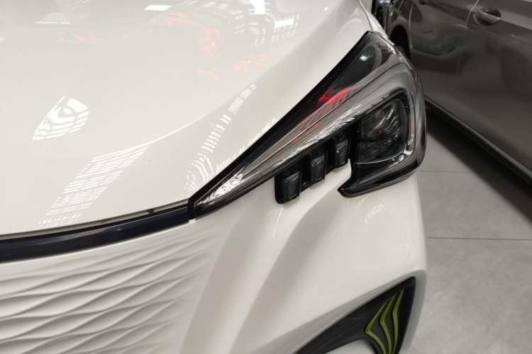 Used CHANGAN Benni E-Star 2020 Xinyue Edition Lithium-NMC Left Front Headlight