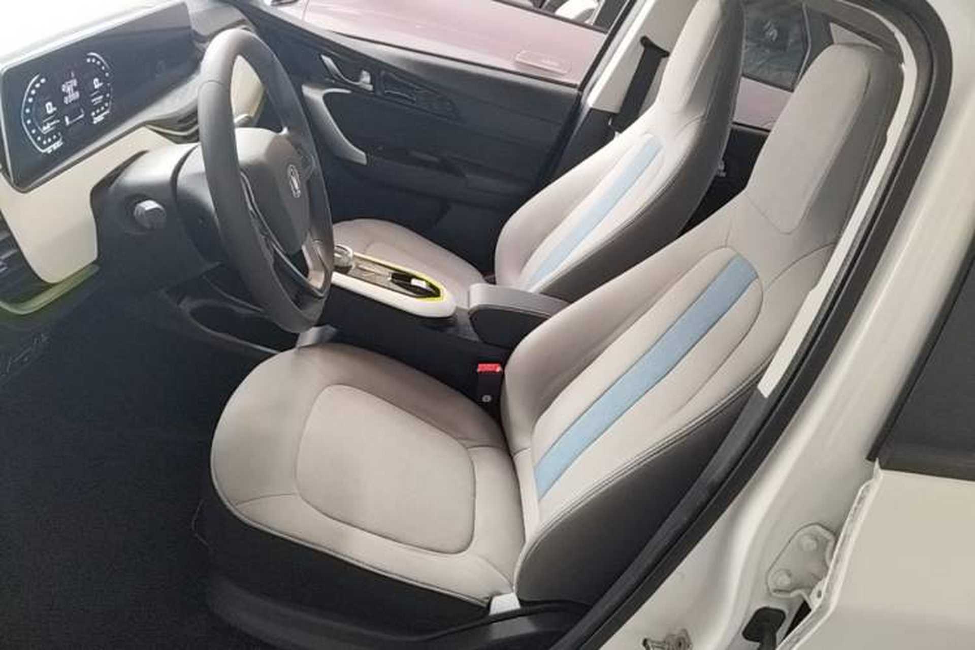 Used CHANGAN Benni E-Star 2020 Heartbeat Edition NMC Lithium Left Front Seat