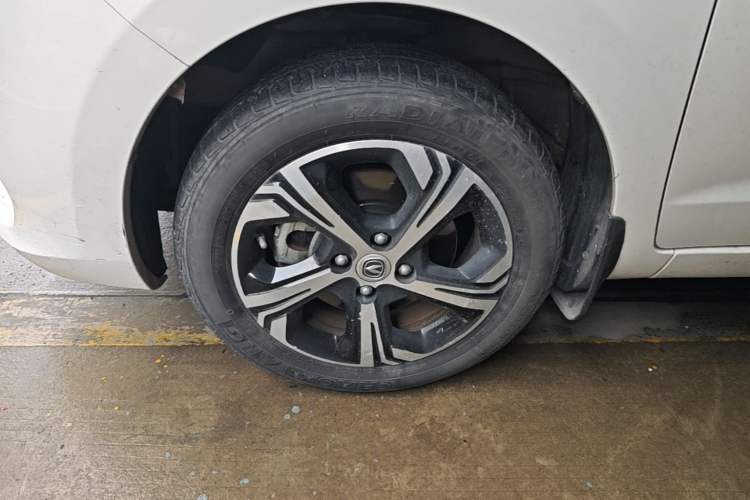 Used CHANGAN Benni E-Star 2020 Heartbeat Edition NMC Lithium Left Front Wheel Hub