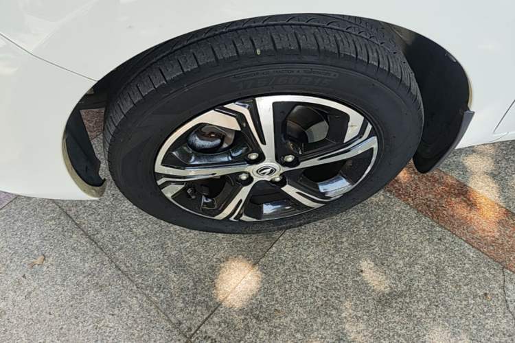 Used CHANGAN Benni E-Star 2020 Heartbeat Edition NMC Lithium Left Front Wheel Hub