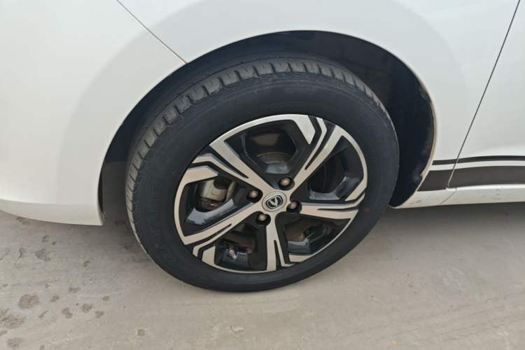 Used CHANGAN Benni E-Star 2020 Xinyue Edition Lithium-NMC Left Front Wheel Hub