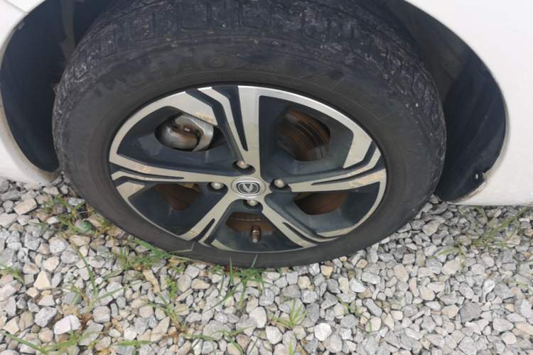 Used CHANGAN Benni E-Star 2020 Heartbeat Edition NMC Lithium Left Front Wheel Hub