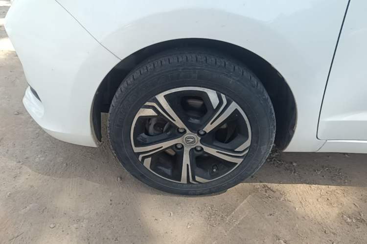 Used CHANGAN Benni E-Star 2020 Heartbeat Edition NMC Lithium Left Front Wheel Hub