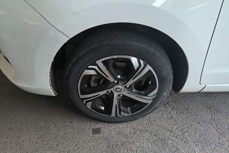 Used CHANGAN Benni E-Star 2020 Heartbeat Edition NMC Lithium Left Front Wheel Hub