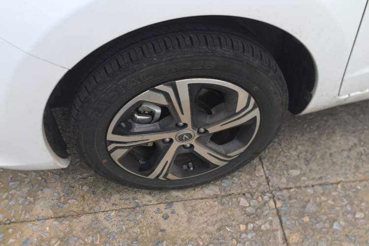 Used CHANGAN Benni E-Star 2020 Xinyue Edition Lithium Iron Phosphate (31.95 kWh) Left Front Wheel Hub