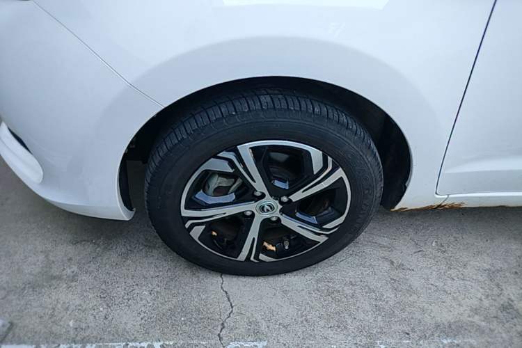 Used CHANGAN Benni E-Star 2020 Heart Edition Lithium Iron Phosphate (31.95 kWh) Left Front Wheel Hub