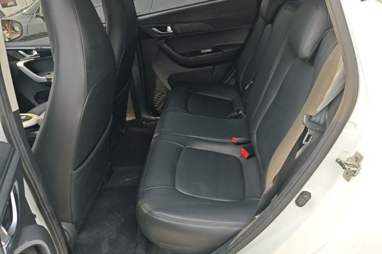 Used CHANGAN Benni E-Star 2020 Heart Edition Lithium Iron Phosphate (31.18 kWh) Left Rear Seat