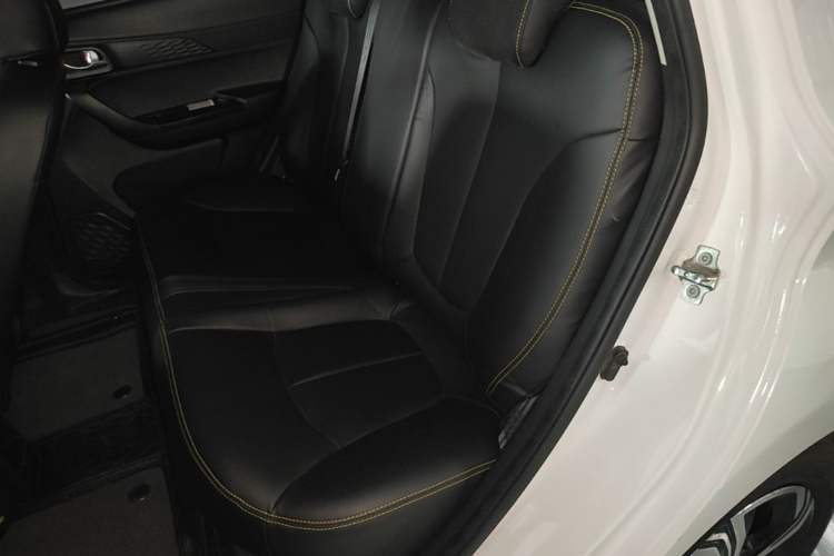 Used CHANGAN Benni E-Star 2020 Heartbeat Edition NMC Lithium Left Rear Seat