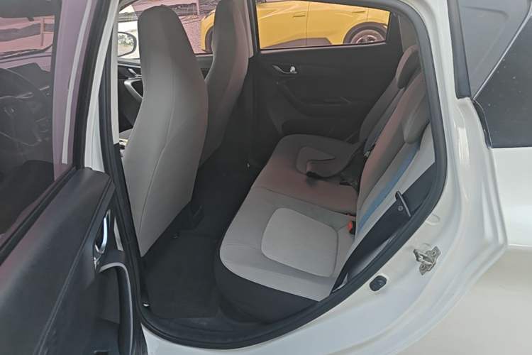 Used CHANGAN Benni E-Star 2020 Xinyue Edition Lithium Iron Phosphate (31.18 kWh) Left Rear Seat