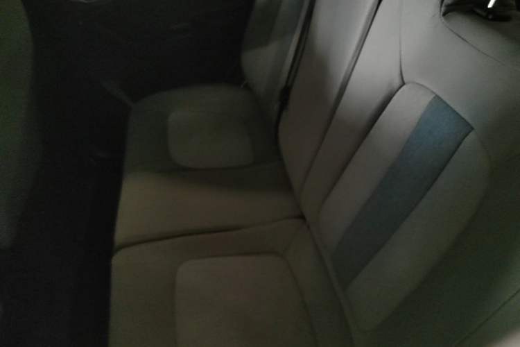 Used CHANGAN Benni E-Star 2020 Xinyue Edition Lithium Iron Phosphate (31.18 kWh) Left Rear Seat
