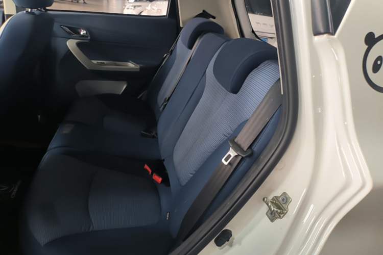 Used CHANGAN Benni E-Star 2020 Heart Edition Lithium Iron Phosphate (31.18 kWh) Left Rear Seat