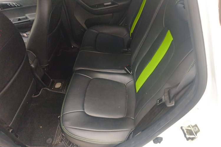 Used CHANGAN Benni E-Star 2020 Xinyue Edition Lithium Iron Phosphate (31.18 kWh) Left Rear Seat
