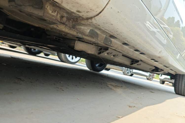 Used CHANGAN Benni E-Star 2020 Heart Edition Lithium Iron Phosphate (31.18 kWh) Left Side Sill