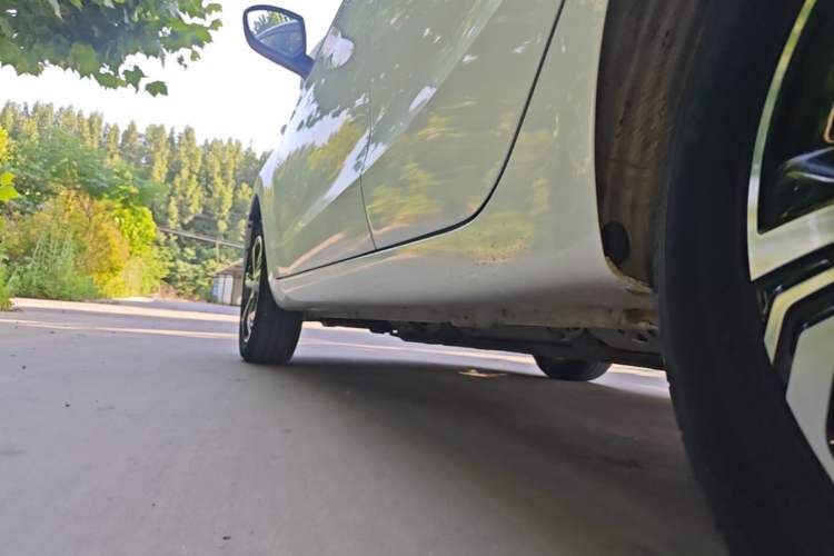Used CHANGAN Benni E-Star 2020 Heart Edition Lithium Iron Phosphate (31.18 kWh) Left Side Sill