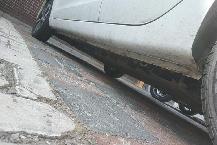 Used CHANGAN Benni E-Star 2020 Heartbeat Edition NMC Lithium Left Side Sill