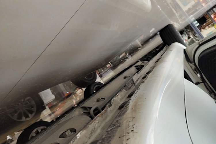 Used CHANGAN Benni E-Star 2020 Xinyue Edition Lithium Iron Phosphate (31.18 kWh) Left Side Sill