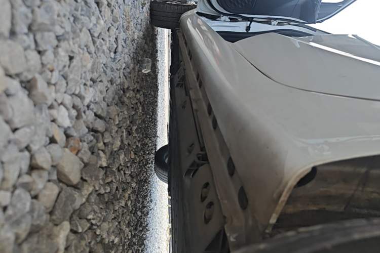 Used CHANGAN Benni E-Star 2020 Xinyue Edition Lithium Iron Phosphate (31.18 kWh) Left Side Sill