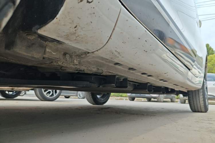 Used CHANGAN Benni E-Star 2020 Xinyue Edition Lithium-NMC Left Side Sill