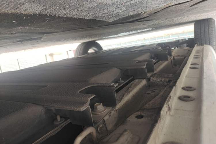 Used CHANGAN Benni E-Star 2020 Heartbeat Edition NMC Lithium Left Side Sill
