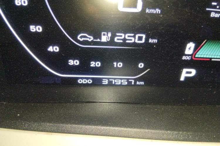 Used CHANGAN Benni E-Star 2020 Heartbeat Edition NMC Lithium Odometer Close Up