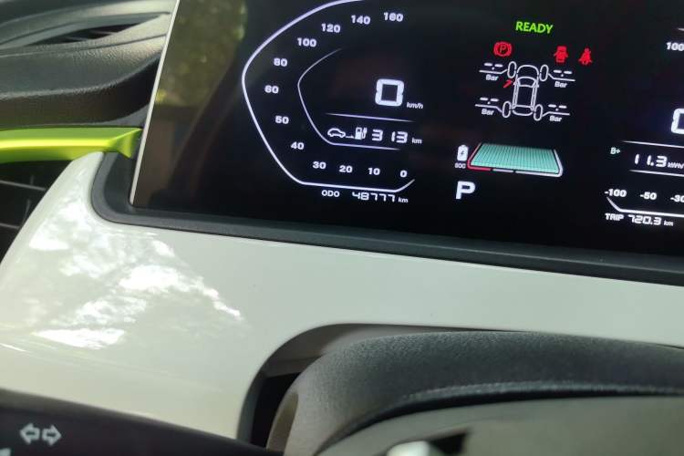 Used CHANGAN Benni E-Star 2020 Heartbeat Edition NMC Lithium Odometer Close Up
