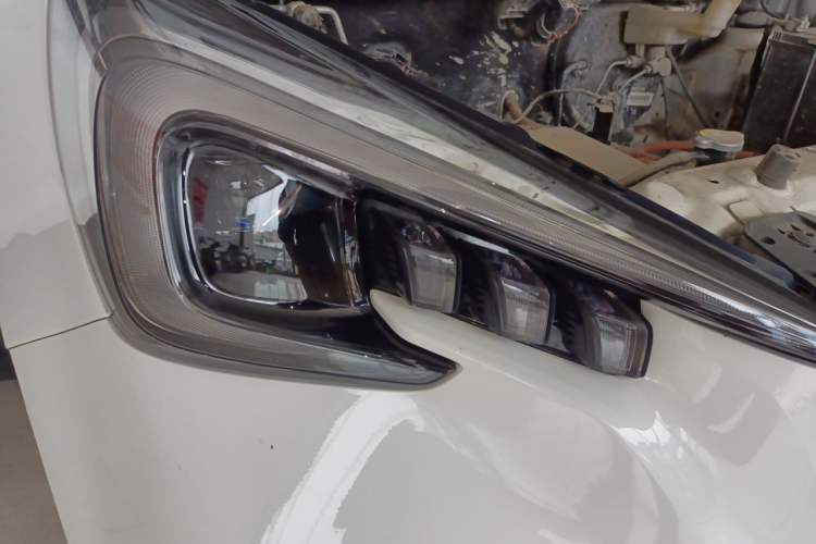 Used CHANGAN Benni E-Star 2020 Heartbeat Edition NMC Lithium Right Front Headlight