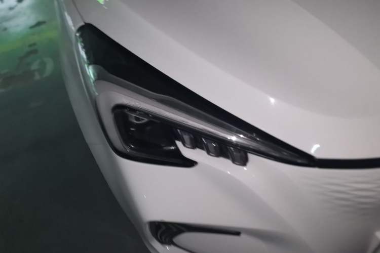 Used CHANGAN Benni E-Star 2020 Heartbeat Edition NMC Lithium Right Front Headlight
