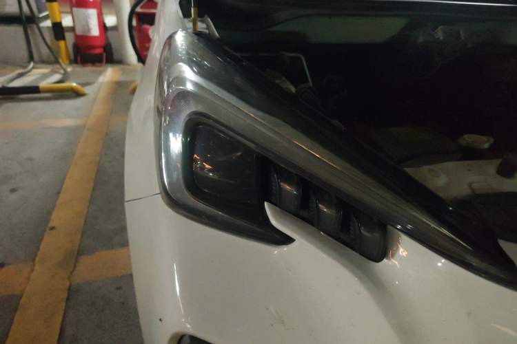Used CHANGAN Benni E-Star 2020 Heartbeat Edition NMC Lithium Right Front Headlight