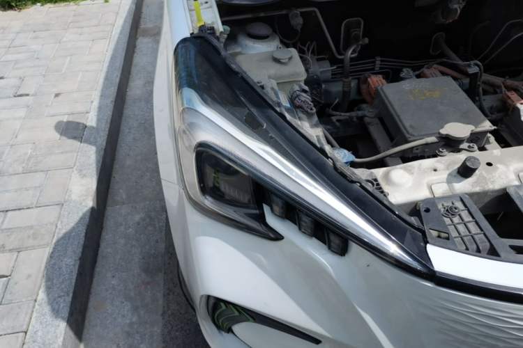 Used CHANGAN Benni E-Star 2020 Heartbeat Edition NMC Lithium Right Front Headlight
