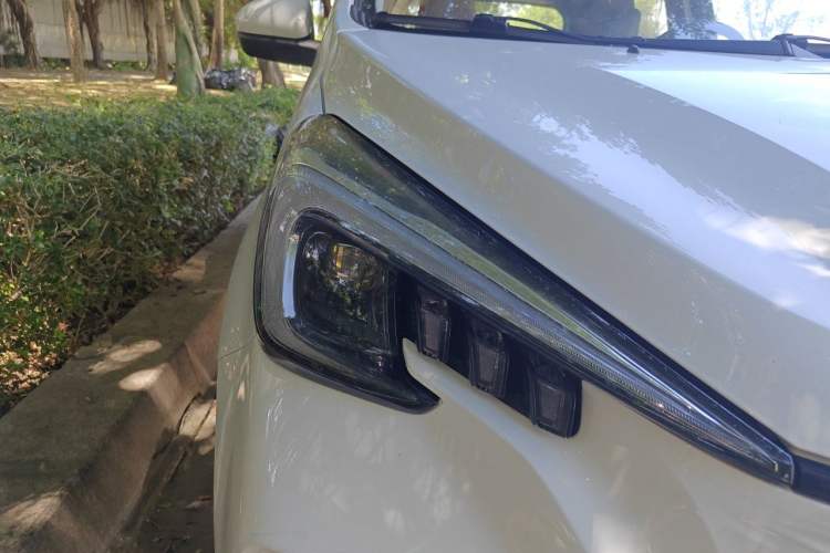 Used CHANGAN Benni E-Star 2020 Heartbeat Edition NMC Lithium Right Front Headlight