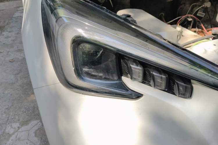 Used CHANGAN Benni E-Star 2020 Heartbeat Edition NMC Lithium Right Front Headlight