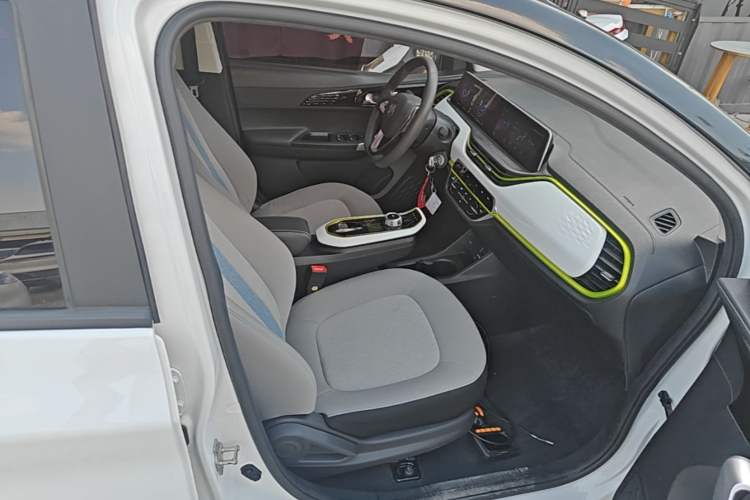 Used CHANGAN Benni E-Star 2020 Xinyue Edition Lithium Iron Phosphate (31.18 kWh) Right Front Seat