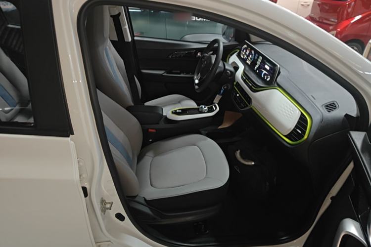 Used CHANGAN Benni E-Star 2020 Heart Edition Lithium Iron Phosphate (31.18 kWh) Right Front Seat