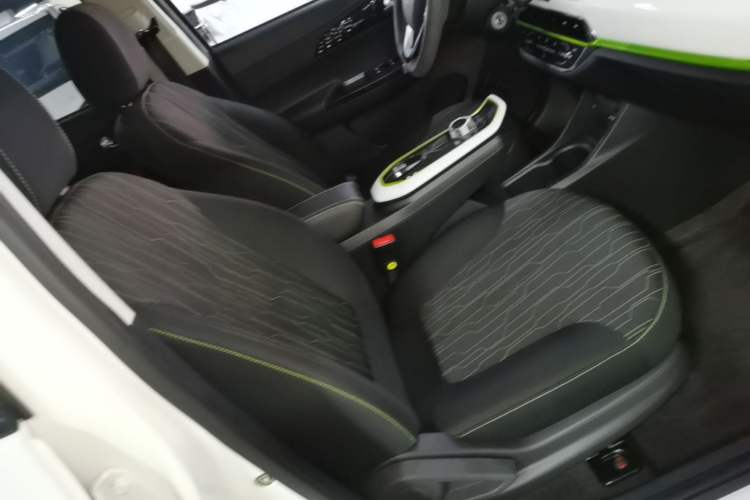 Used CHANGAN Benni E-Star 2020 Heartbeat Edition NMC Lithium Right Front Seat