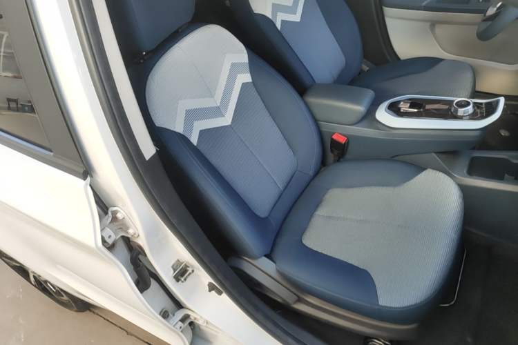 Used CHANGAN Benni E-Star 2020 Heartbeat Edition NMC Lithium Right Front Seat