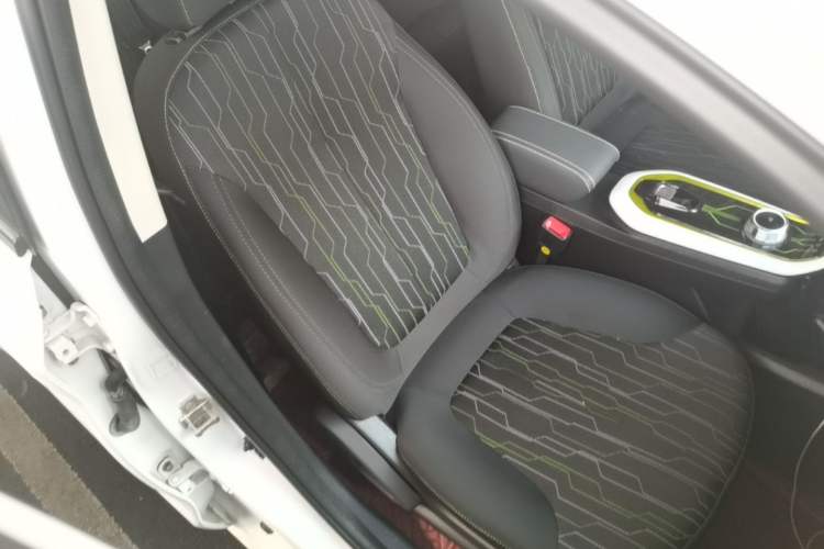 Used CHANGAN Benni E-Star 2020 Heartbeat Edition NMC Lithium Right Front Seat