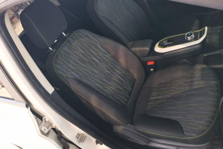 Used CHANGAN Benni E-Star 2020 Heartbeat Edition NMC Lithium Right Front Seat