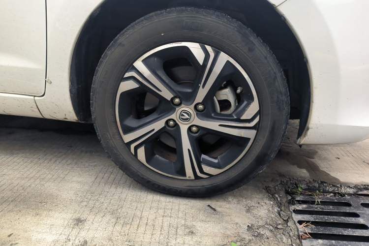 Used CHANGAN Benni E-Star 2020 Heartbeat Edition NMC Lithium Right Front Wheel Hub