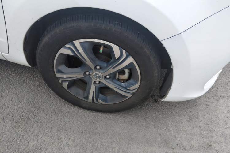 Used CHANGAN Benni E-Star 2020 Heartbeat Edition NMC Lithium Right Front Wheel Hub