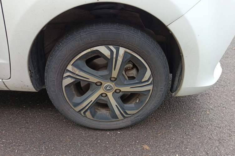 Used CHANGAN Benni E-Star 2020 Heart Edition Lithium Iron Phosphate (31.18 kWh) Right Front Wheel Hub